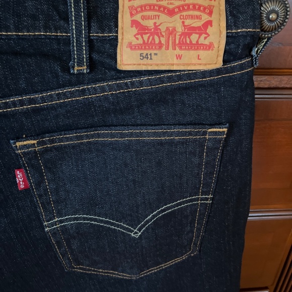 Levis jeans 44 - Picture 4 of 4